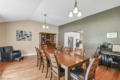 17100 Partridge Drive Strongsville OH 44136