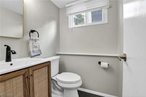 17100 Partridge Drive Strongsville OH 44136