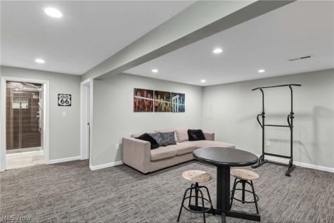 17100 Partridge Drive Strongsville OH 44136