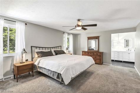 17100 Partridge Drive Strongsville OH 44136