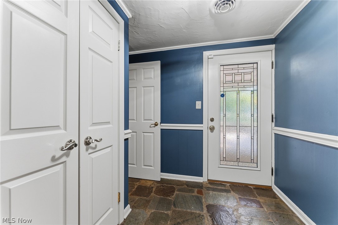 981 Worton Park Drive Mayfield Village OH 44143