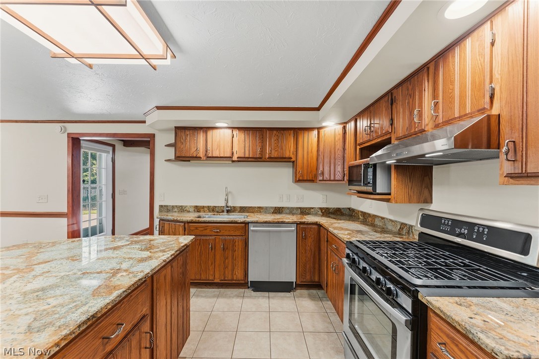 981 Worton Park Drive Mayfield Village OH 44143