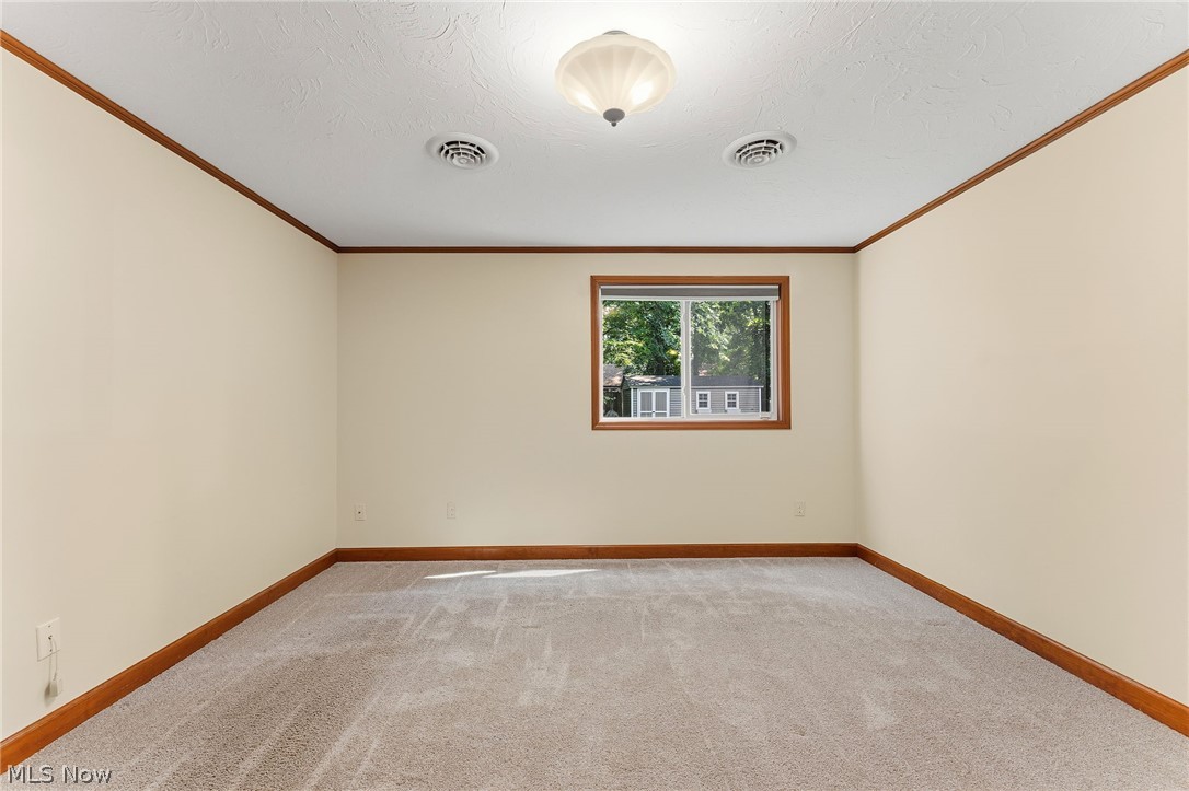 981 Worton Park Drive Mayfield Village OH 44143