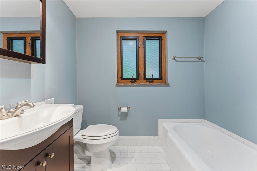 981 Worton Park Drive Mayfield Village OH 44143