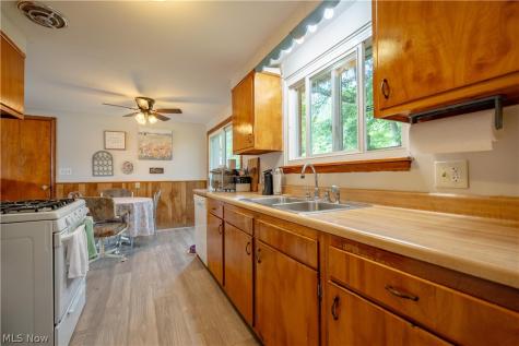 121 Florence Avenue Alliance OH 44601