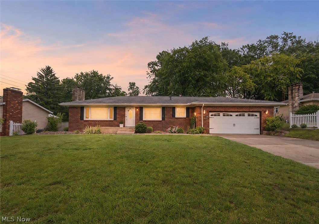 13484 Judy Avenue NW Uniontown OH 44685