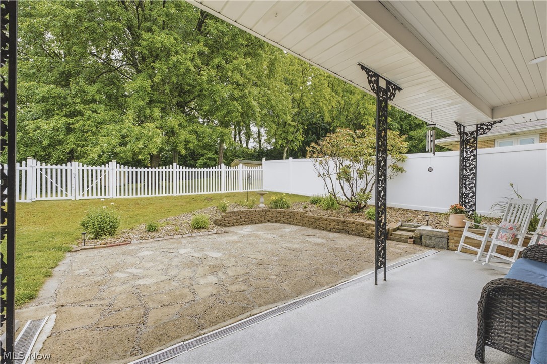 13484 Judy Avenue NW Uniontown OH 44685