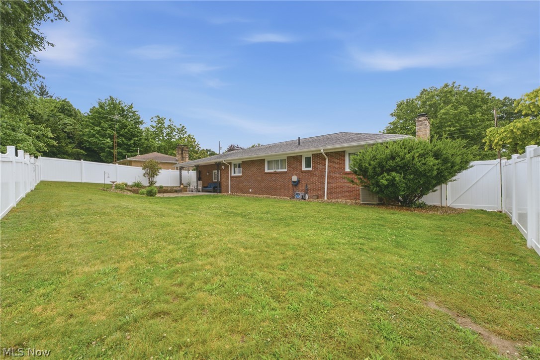 13484 Judy Avenue NW Uniontown OH 44685