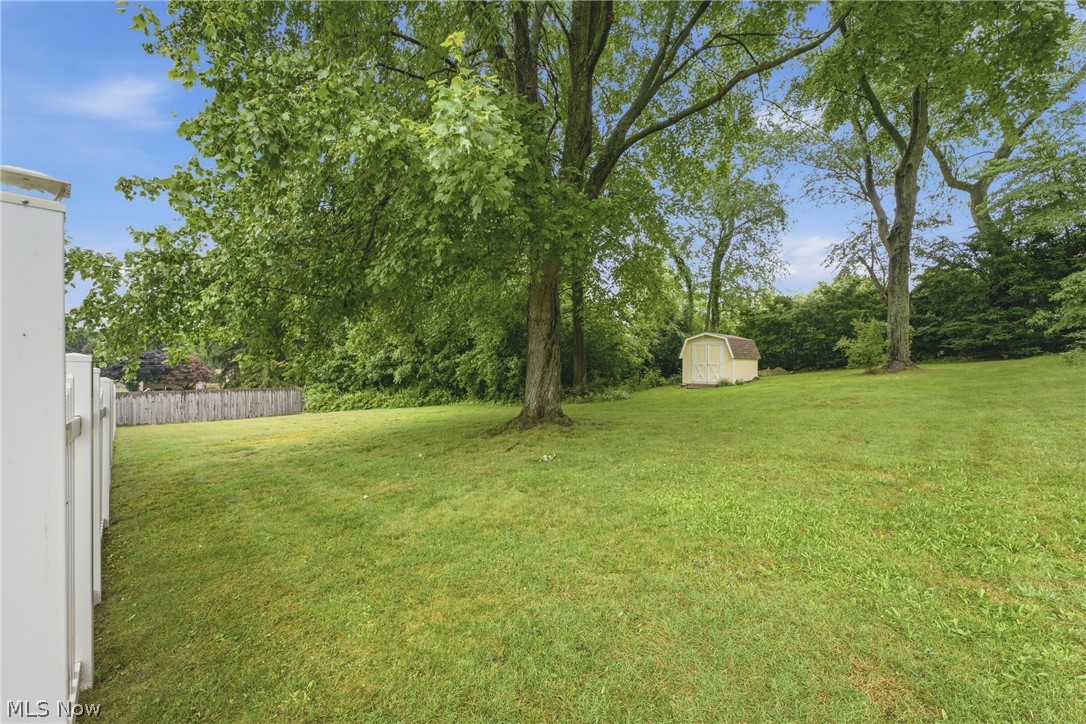 13484 Judy Avenue NW Uniontown OH 44685
