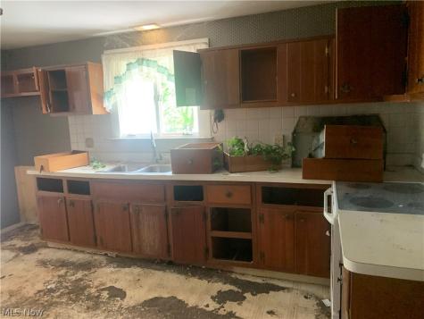 179 Ashwood Drive Avon Lake OH 44012