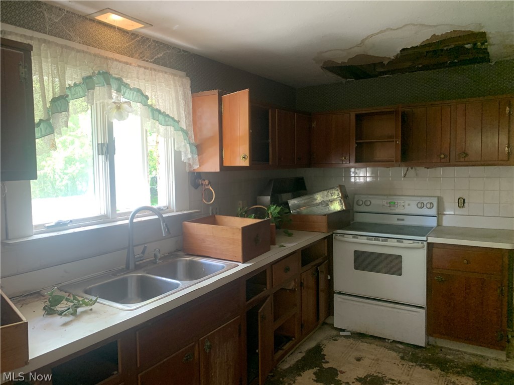 179 Ashwood Drive Avon Lake OH 44012
