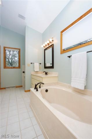 734 Danberry Drive Wooster OH 44691