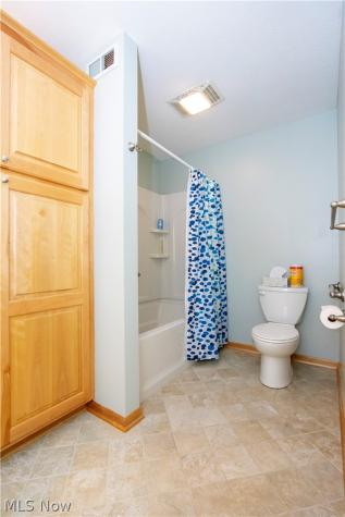 734 Danberry Drive Wooster OH 44691