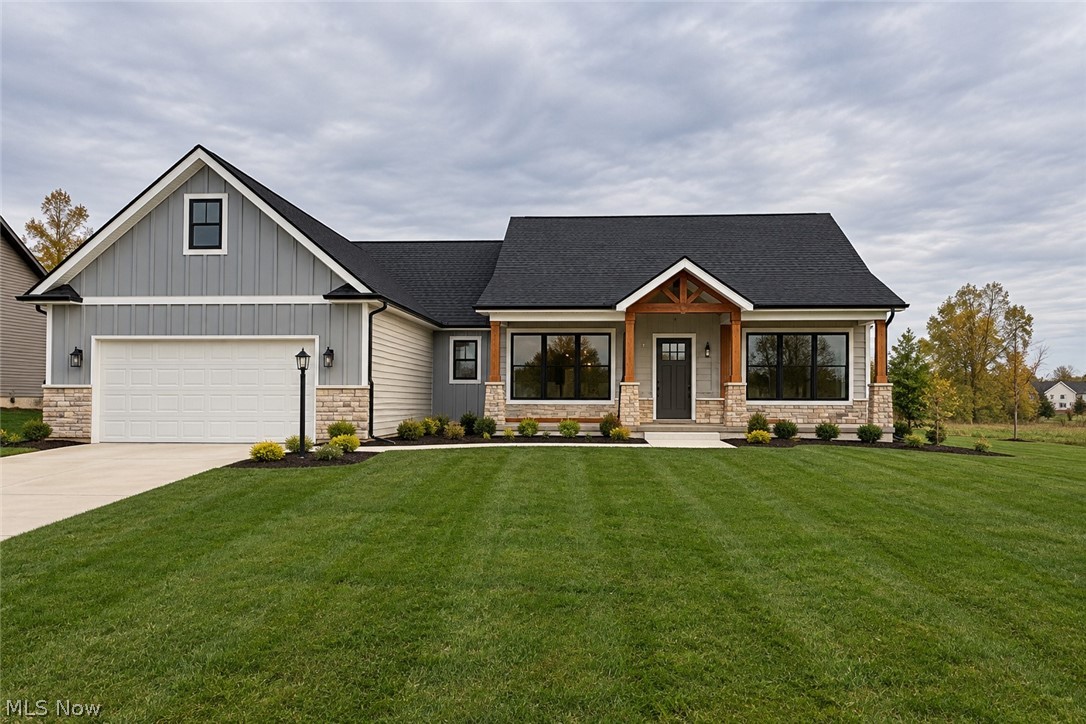 4035 Shelly Lynn Drive New Middletown OH 44442