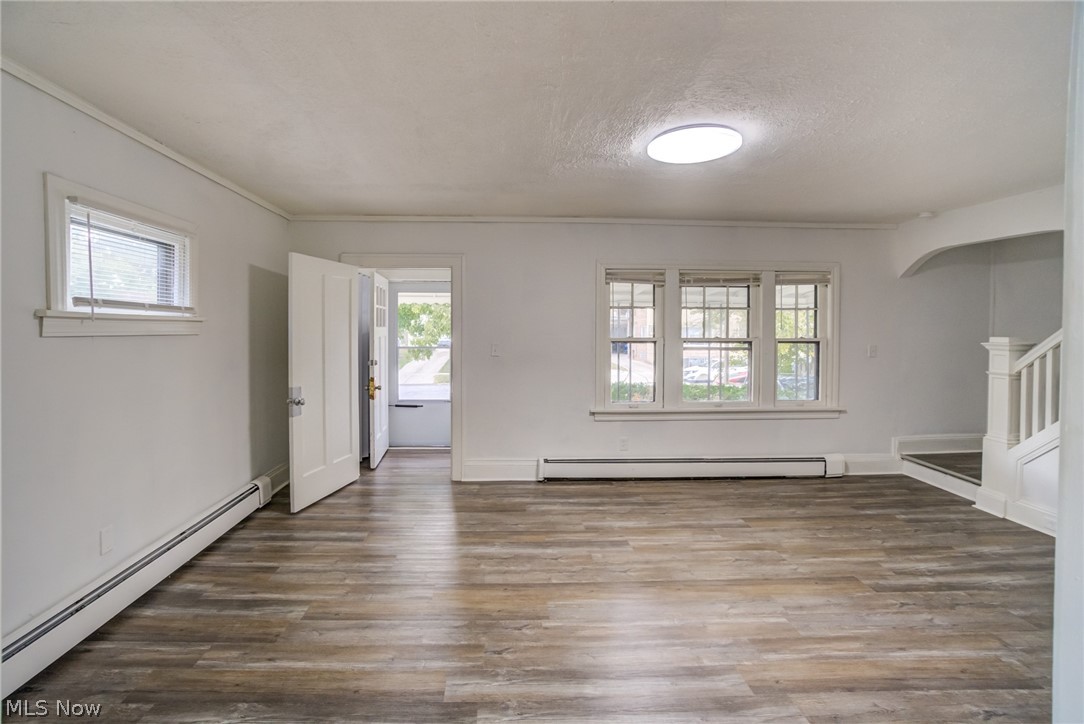 2015 Baxterly Avenue Lakewood OH 44107