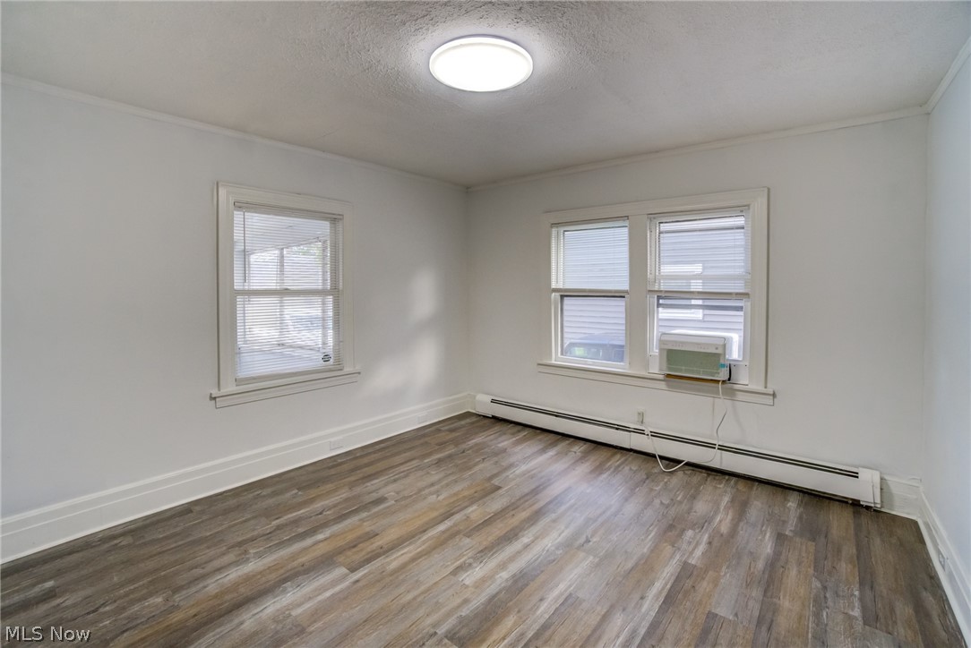 2015 Baxterly Avenue Lakewood OH 44107