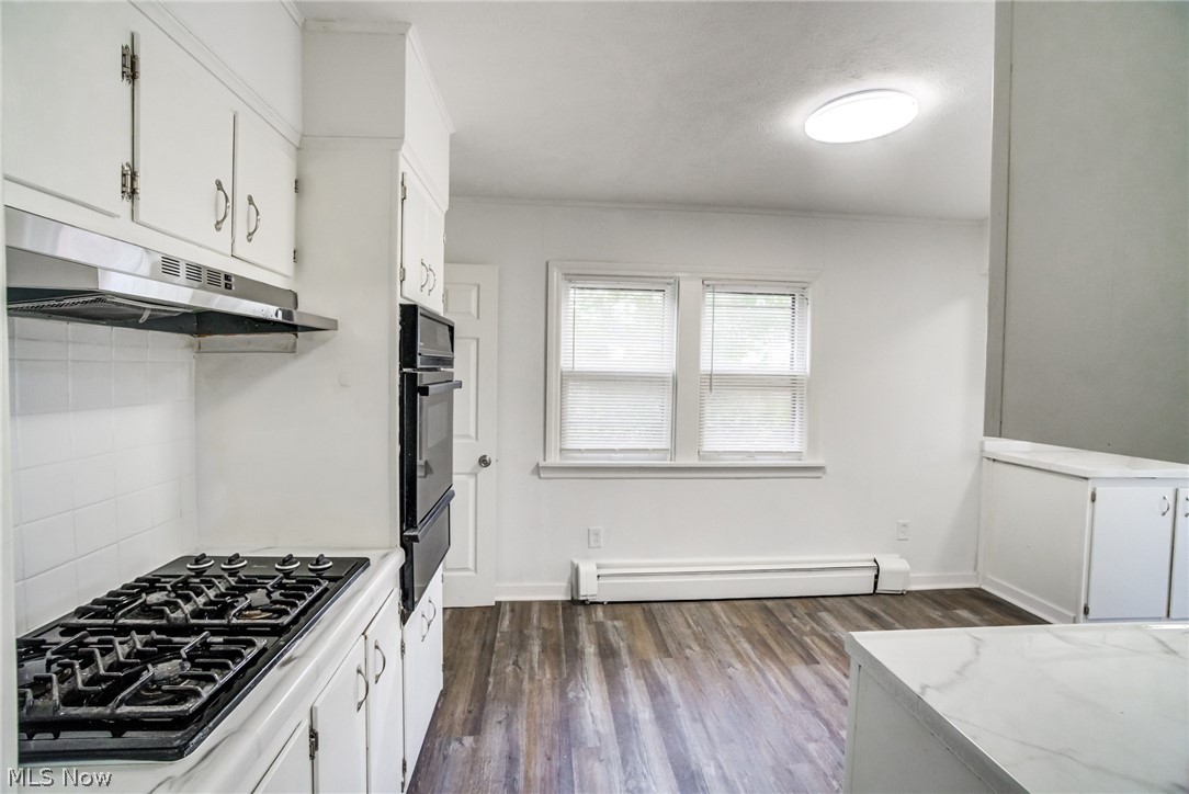 2015 Baxterly Avenue Lakewood OH 44107