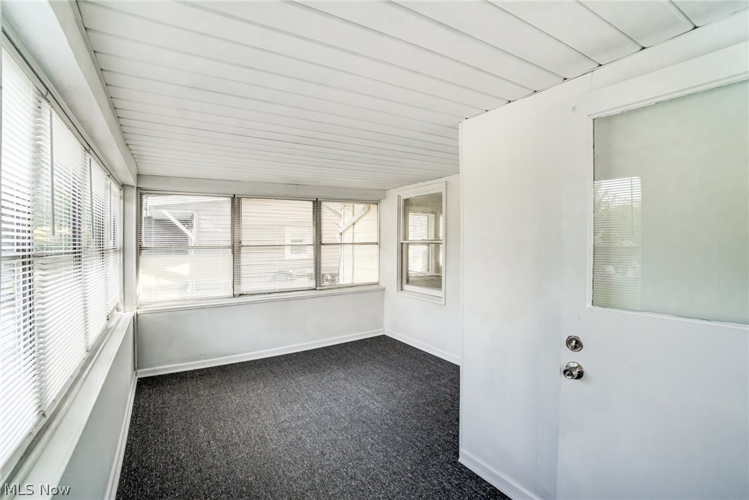 2015 Baxterly Avenue Lakewood OH 44107