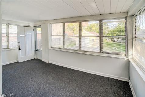 2015 Baxterly Avenue Lakewood OH 44107