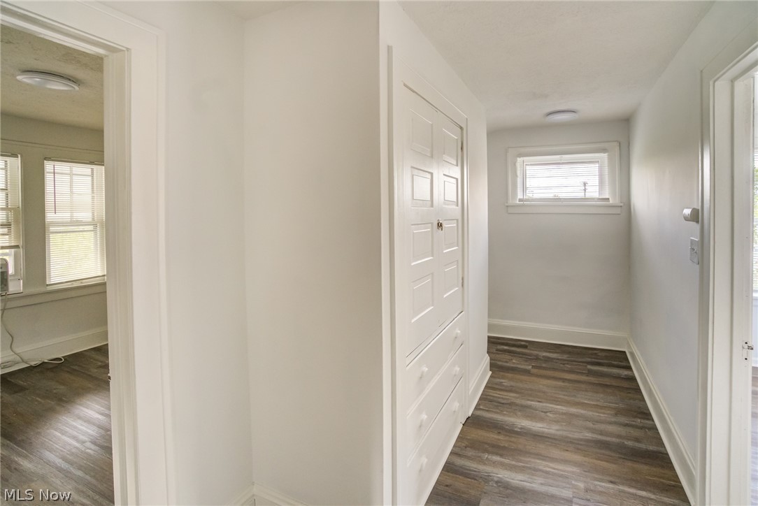 2015 Baxterly Avenue Lakewood OH 44107