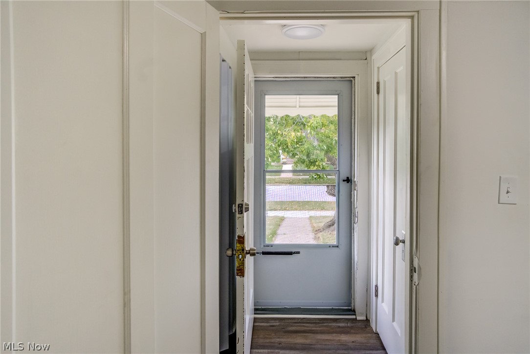 2015 Baxterly Avenue Lakewood OH 44107