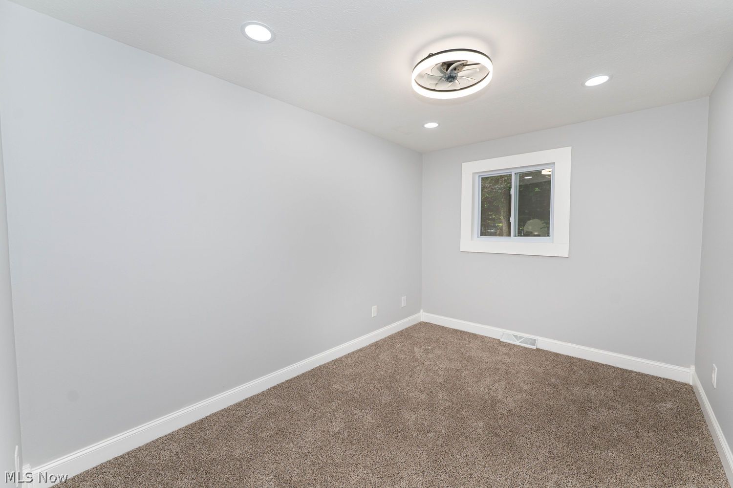 5914 S Shandle Boulevard Mentor OH 44060