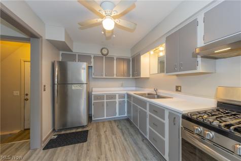 4685 Birchwood Road Garfield Heights OH 44125
