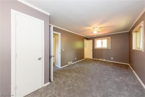 4685 Birchwood Road Garfield Heights OH 44125
