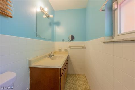 4685 Birchwood Road Garfield Heights OH 44125