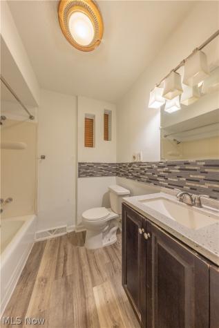 4685 Birchwood Road Garfield Heights OH 44125
