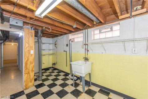 4685 Birchwood Road Garfield Heights OH 44125