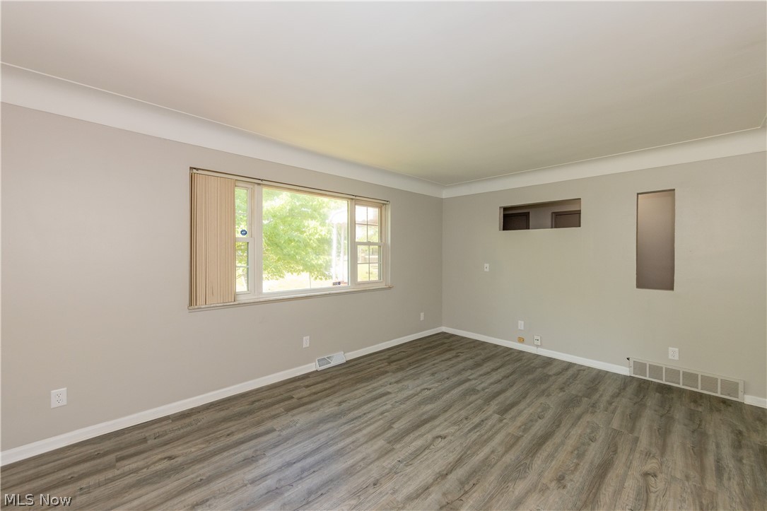 4685 Birchwood Road Garfield Heights OH 44125