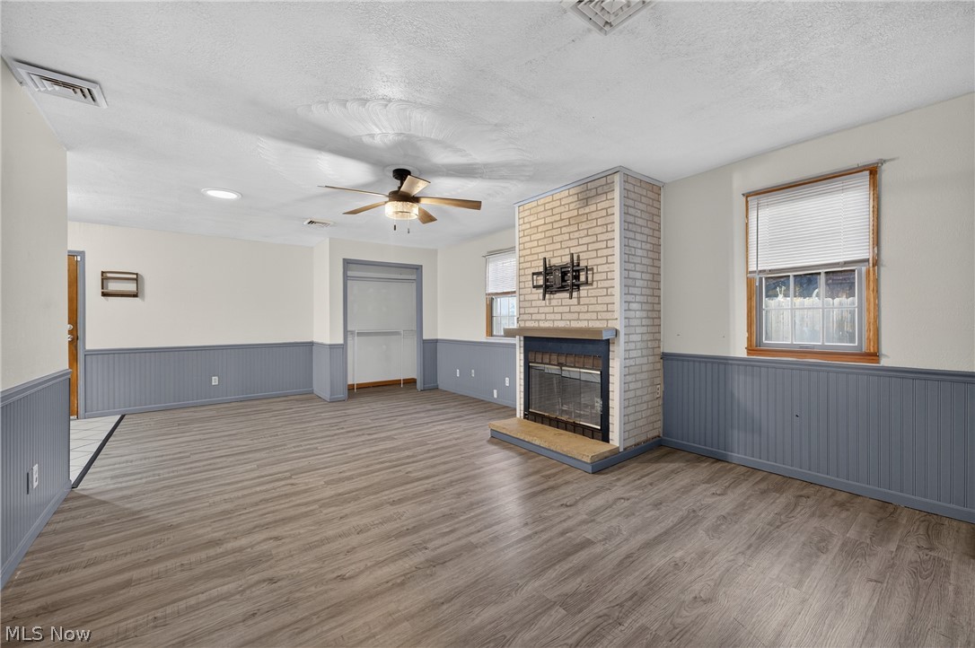 997 Gordon Square NE Bolivar OH 44612