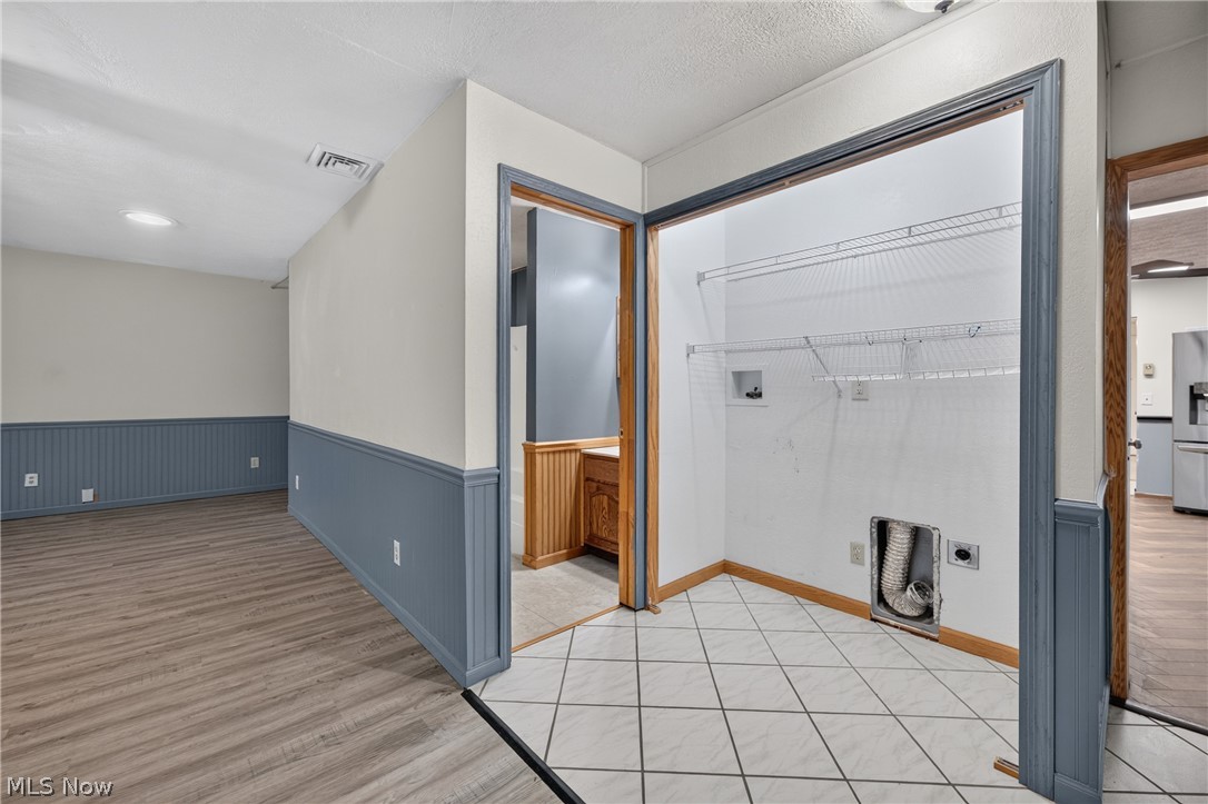 997 Gordon Square NE Bolivar OH 44612