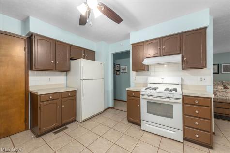 380 Orchardview Road Seven Hills OH 44131