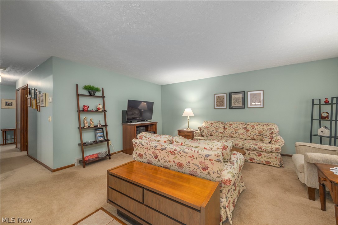380 Orchardview Road Seven Hills OH 44131
