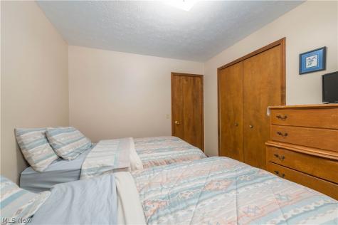 380 Orchardview Road Seven Hills OH 44131
