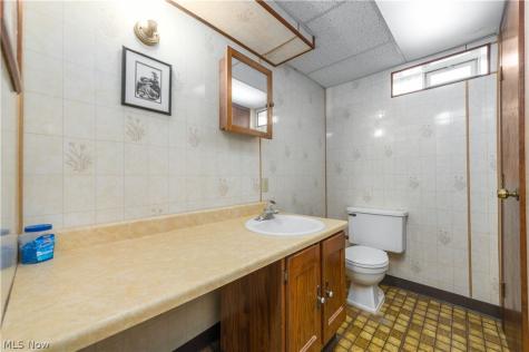 380 Orchardview Road Seven Hills OH 44131