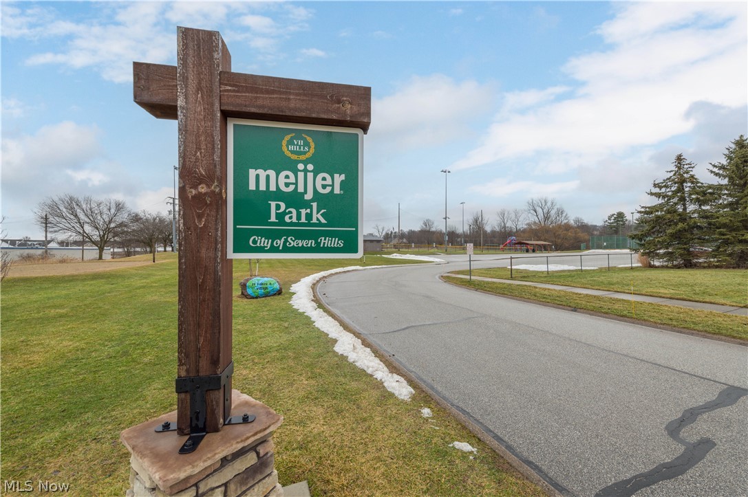 380 Orchardview Road Seven Hills OH 44131