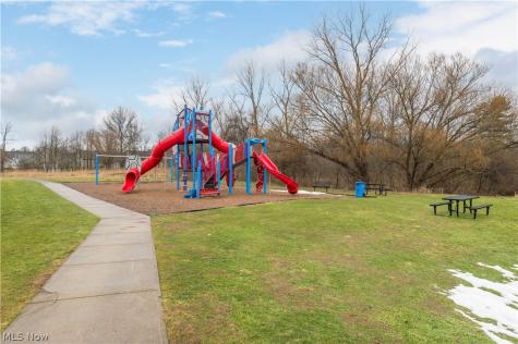 380 Orchardview Road Seven Hills OH 44131