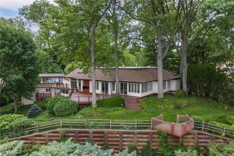 22916 Lake Road Bay Village OH 44140