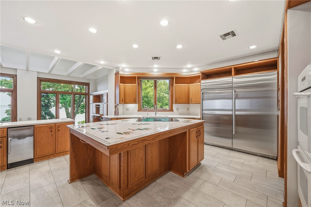 22916 Lake Road Bay Village OH 44140