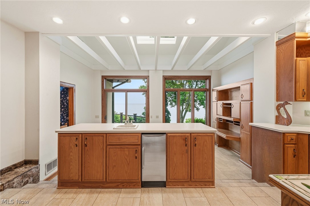 22916 Lake Road Bay Village OH 44140