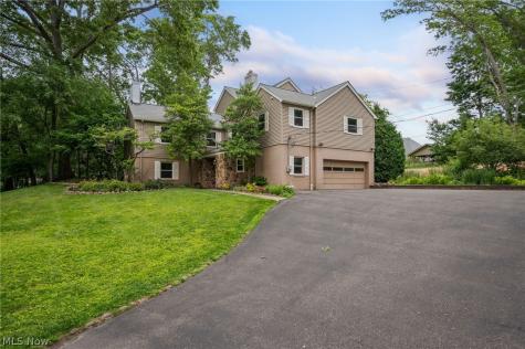 22916 Lake Road Bay Village OH 44140