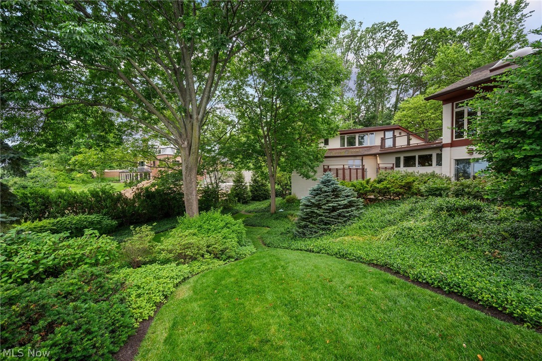 22916 Lake Road Bay Village OH 44140