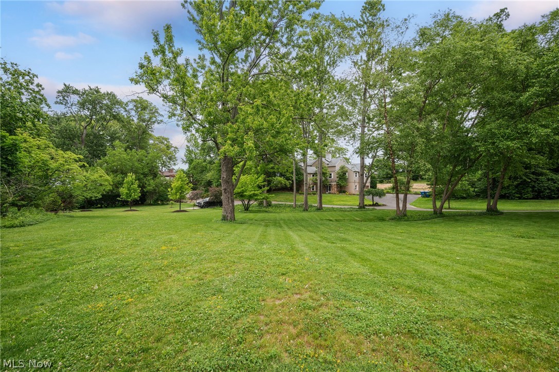 22916 Lake Road Bay Village OH 44140