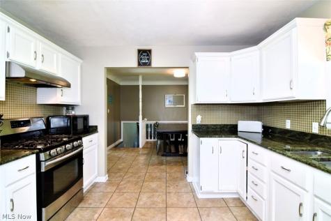 1031 Cessna Drive Macedonia OH 44056