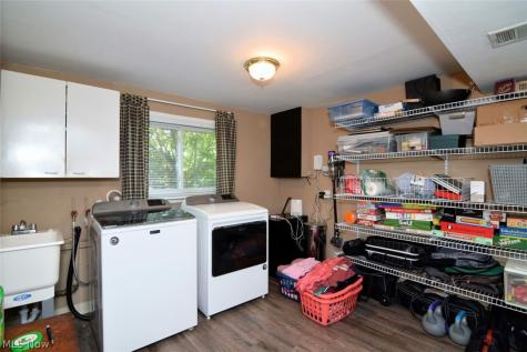 1031 Cessna Drive Macedonia OH 44056