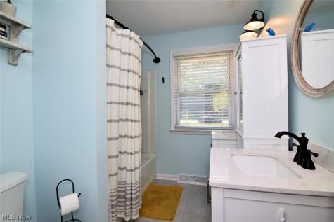 1031 Cessna Drive Macedonia OH 44056