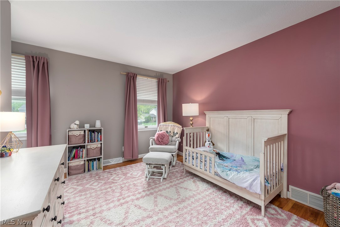 4083 Lydgate Drive North Olmsted OH 44070